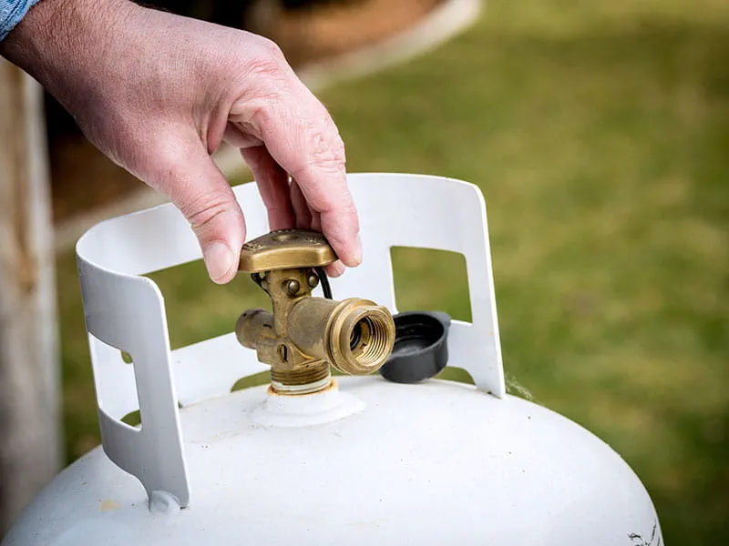 308eastmainstreet_3up_portablepropane 308eastmainstreet_3up_portablepropane